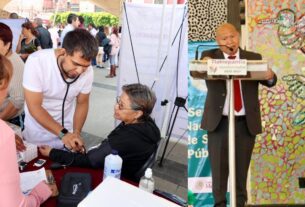 Llevan salud a las colonias en Tlalnepantla