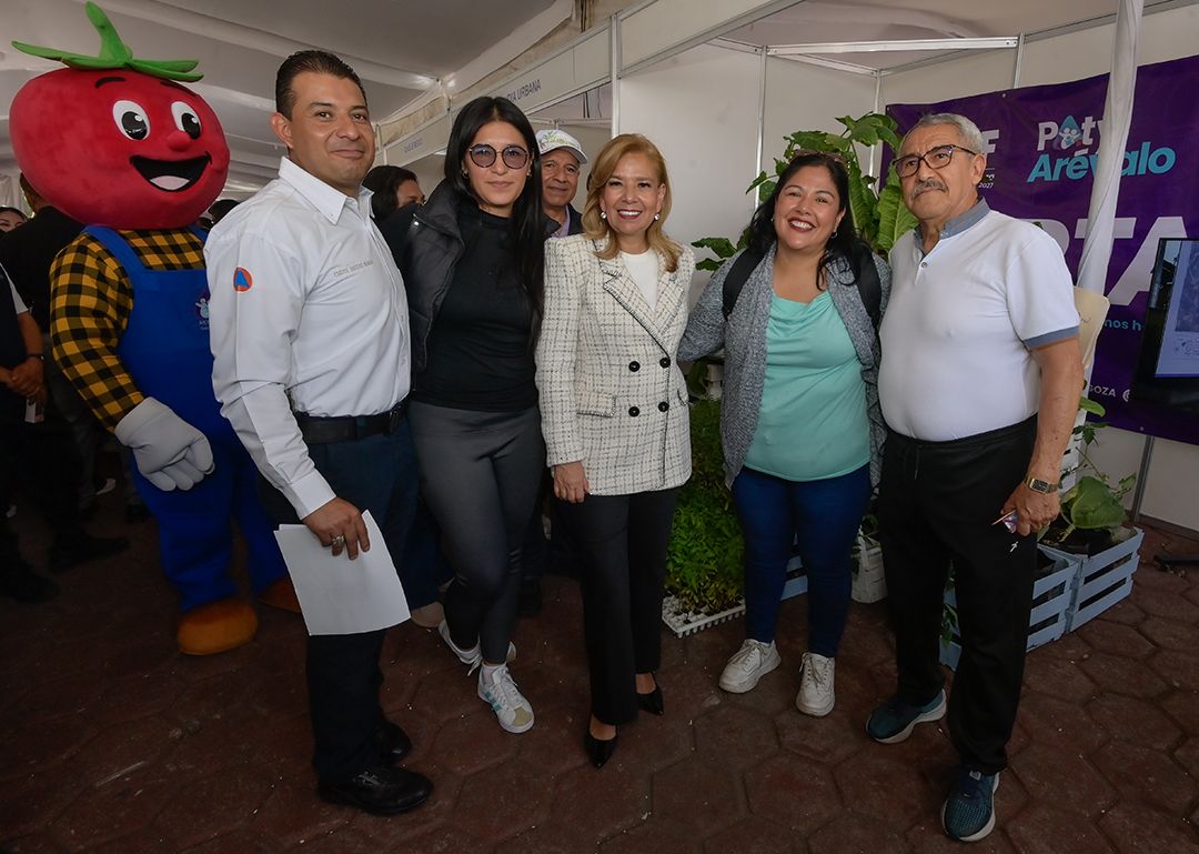 Paty Arévalo en Feria ambiental “Cuida el Medio Ambiente, Cuida Nuestro Futuro”