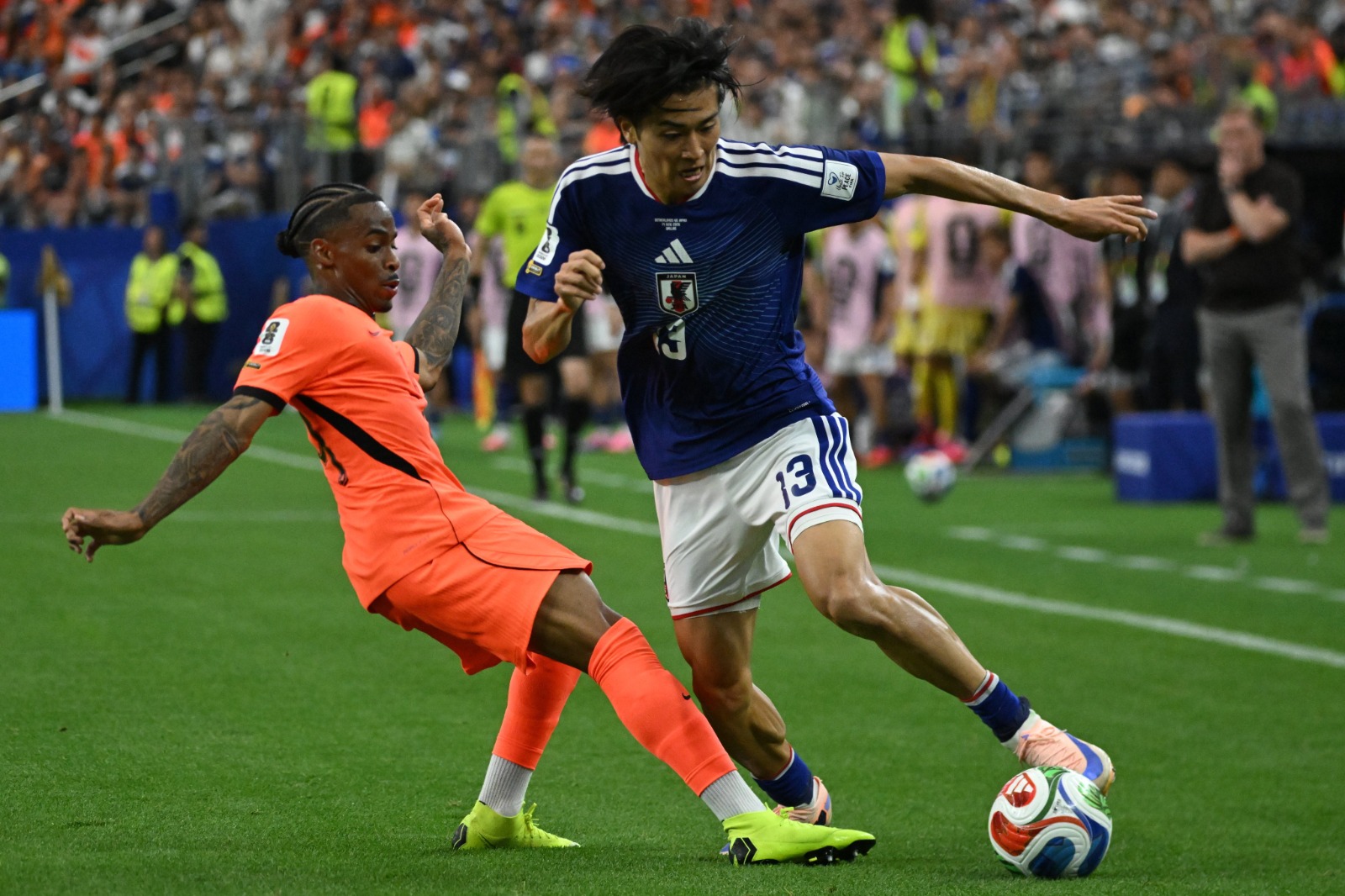 Japón empató a 2 a Países Bajos de último minuto