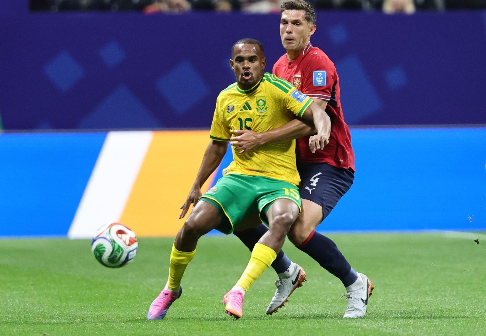 Sudáfrica y Chequia empatan a 1-1