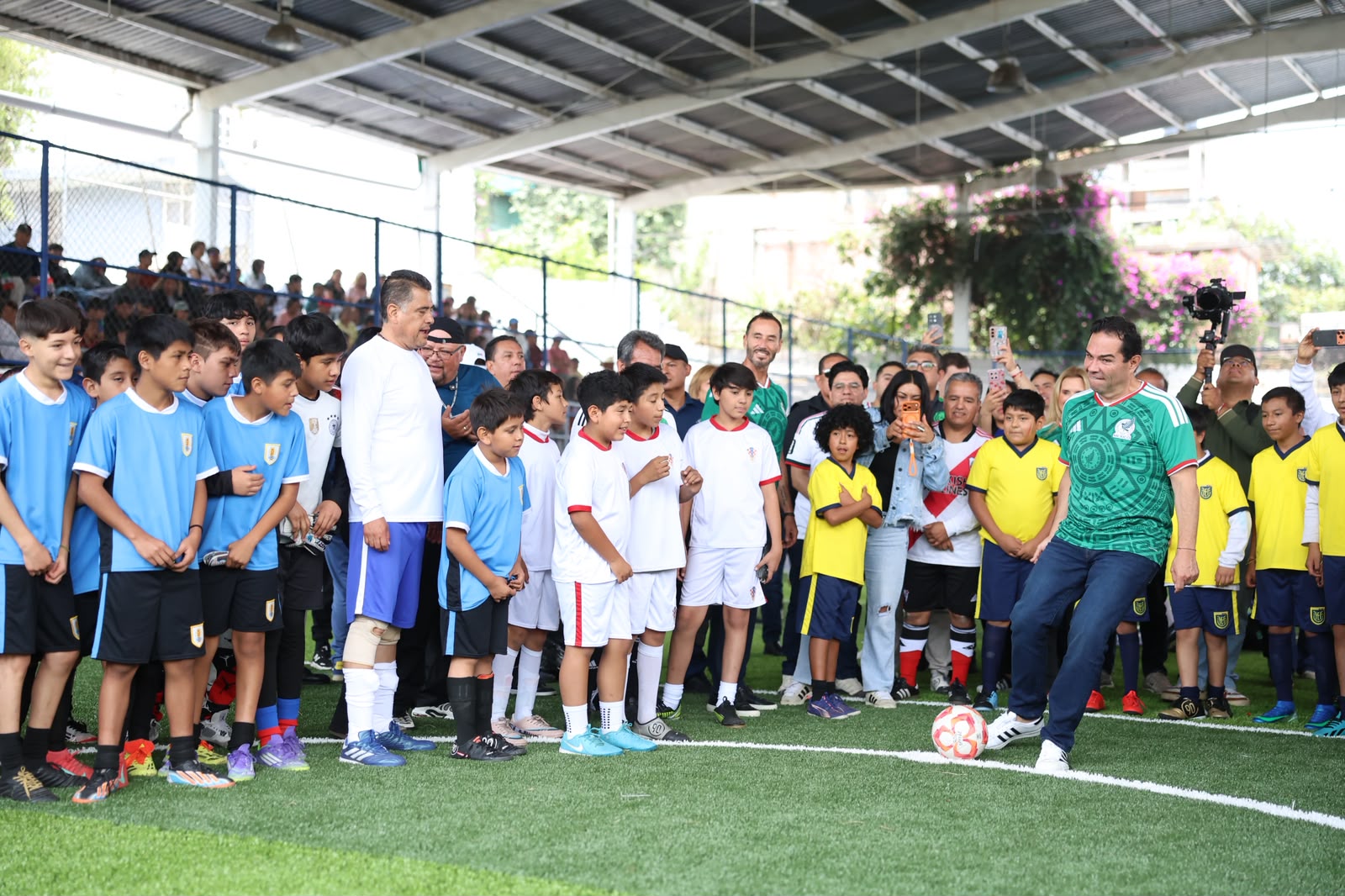 Senador Enrique Vargas del Villar presenta iniciativa para apoyar a deportistas