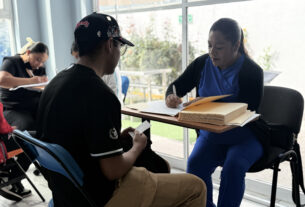 Hombres reciben información sobre planificación familiar de Gobierno de Huixquilucan