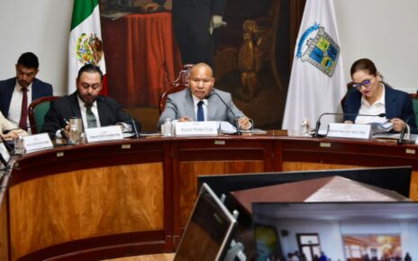Cabildo de Tlalnepantla, presidido por Raciel Pérez Cruz, dona dos terrenos para bachilleratos