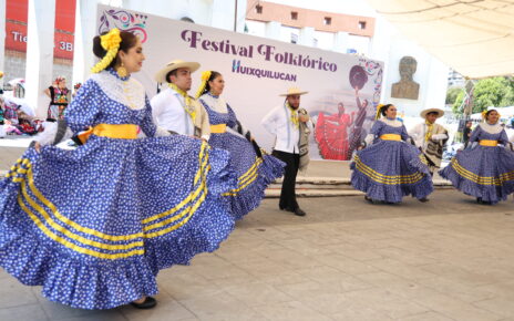 Espectáculo de primer nivel el festival folclórico de Huixquilucan