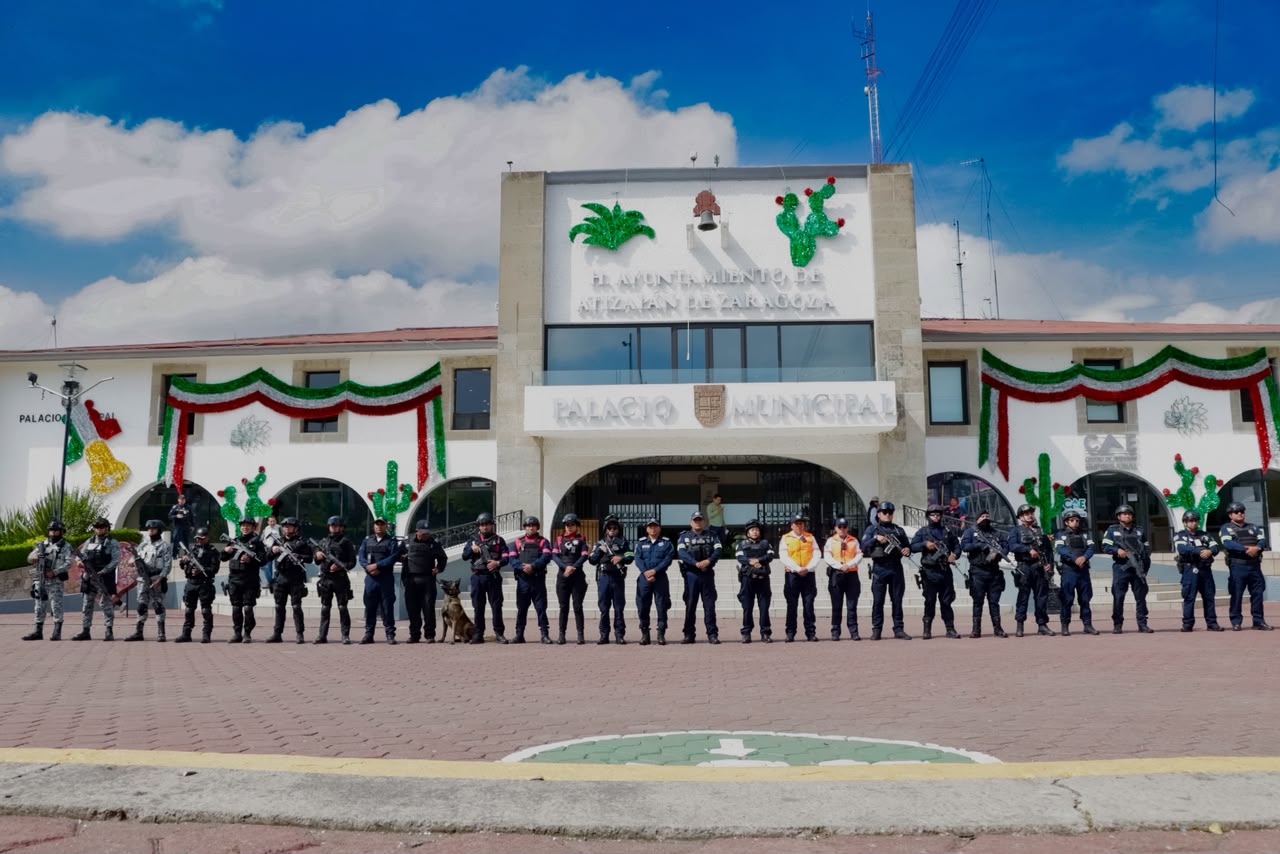 Elementos de la Guardia Nacional, Marina y Ejército actúan con policías estatales y municipales contra delincuentes en Atizapán de Zaragoza