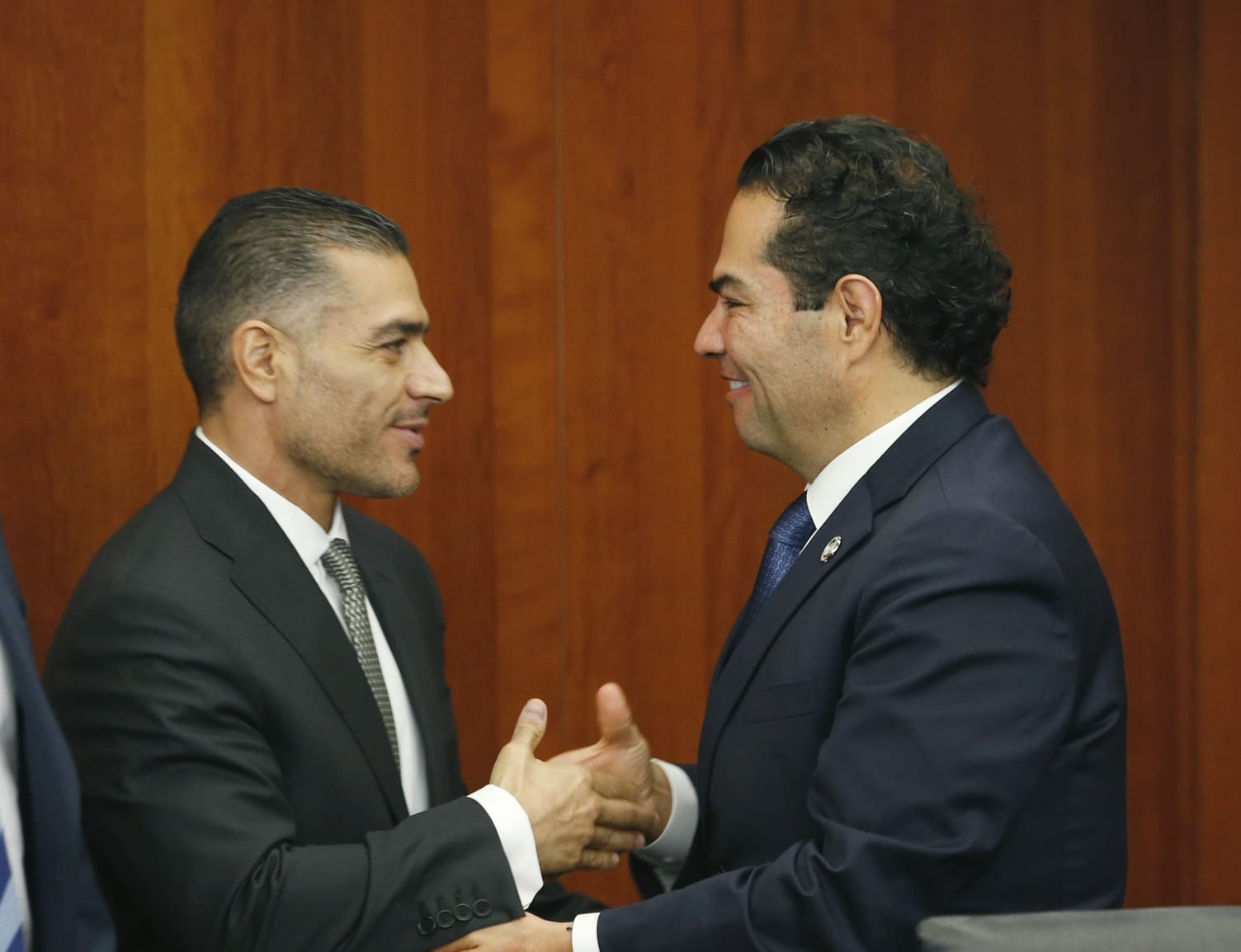 El vicecoordinador del PAN Enrique Vargas del Villar y el titular de la SSPC, Omar García Harfuch