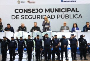 Romina Contreras toma protesta a la Célula Policial de Huixquilucan