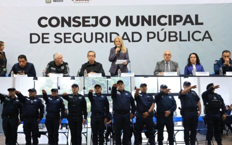 Romina Contreras toma protesta a la Célula Policial de Huixquilucan