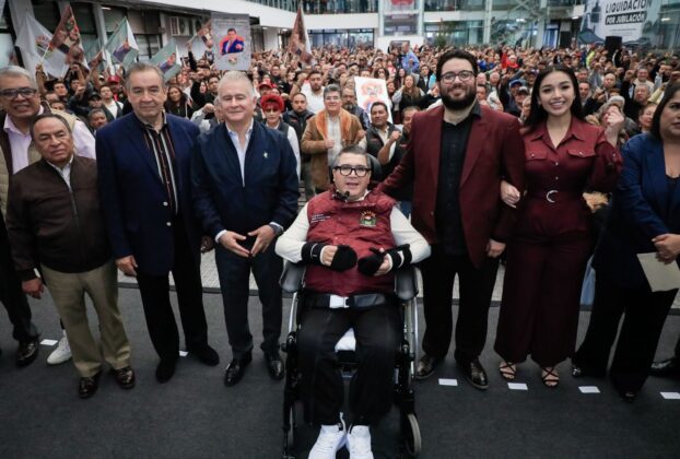 Dirigencia de SUTEYM y el alcalde Isaac Montoya Márquez